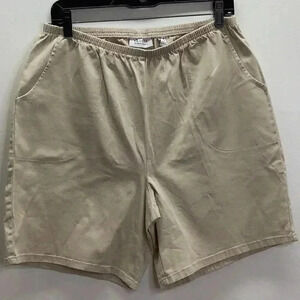 D & Co. Size XL Girls Elastic Waist Shorts. New Without Tags